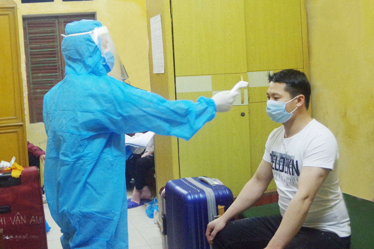 Trung đoàn 126 tiếp nhận, cách ly 270 công dân Việt Nam trở về từ Nhật Bản